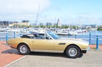 ASTON MARTIN DBS