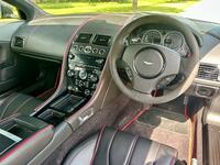 ASTON MARTIN DB9