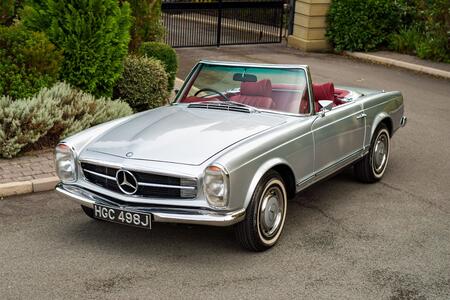 MERCEDES-BENZ